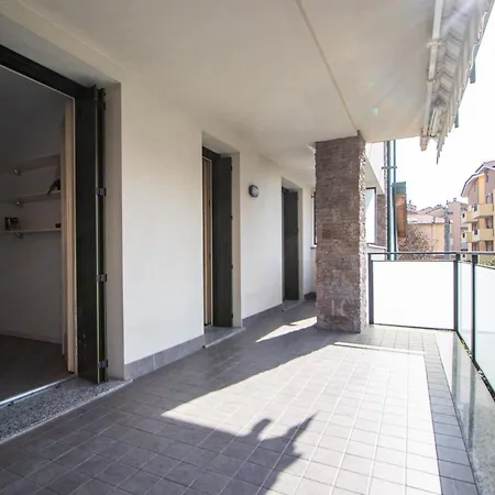 Spacious In Lissone * Desio